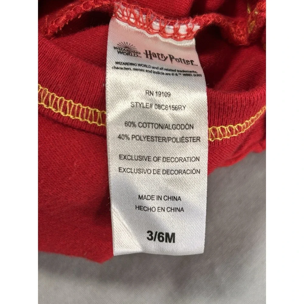 Harry Potter One‎ Piece Baby Size 3-6 Month Two Pieces